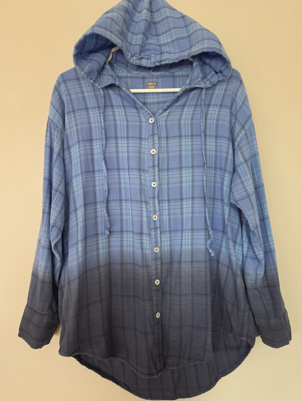 aerie Blue Ombre Plaid Hooded Button-Down Shirt. Women's Size Small.